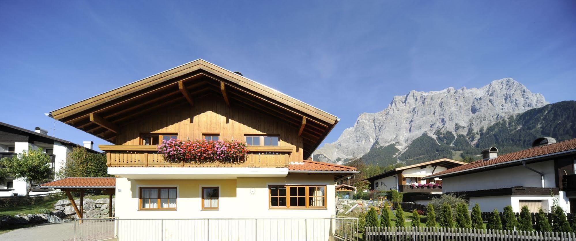 Apartmán Haus Sieben Zwerge Ehrwald Exteriér fotografie